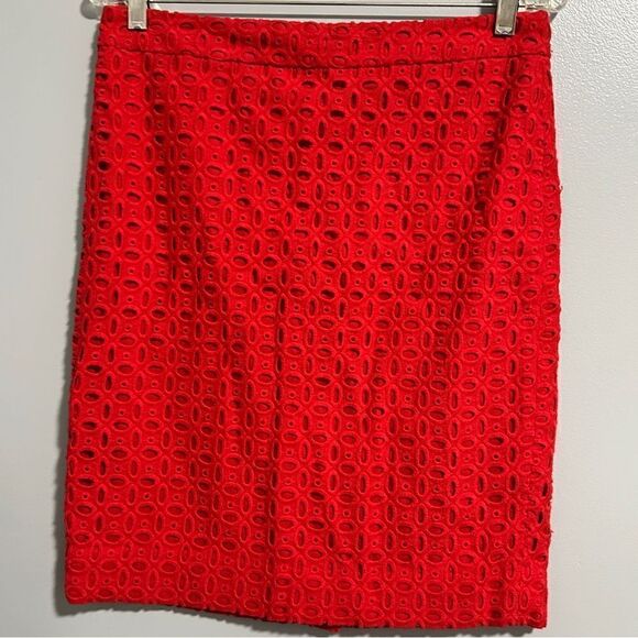 JCrew red pencil skirt. Size 4. - Picture 1 of 4